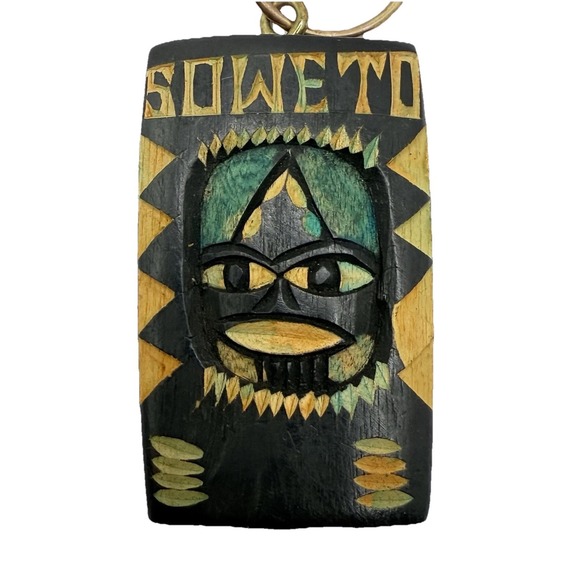 The Unbranded Brand Jewelry - Vintage Hand Carved Brown Wooden Pendant Keychain Bag Charm Soweto South Africa